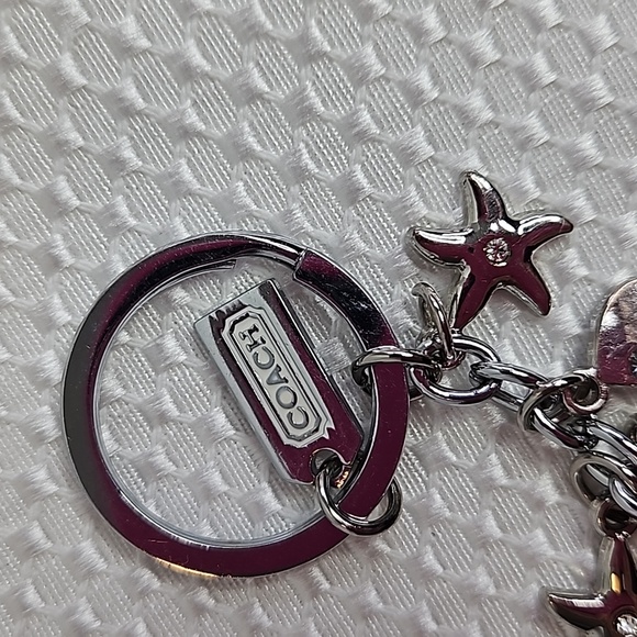 COACH VINTAGE PAVE FISH /STARFISH /BUCKET KEYCHAIN #92097 - Picture 2 of 7